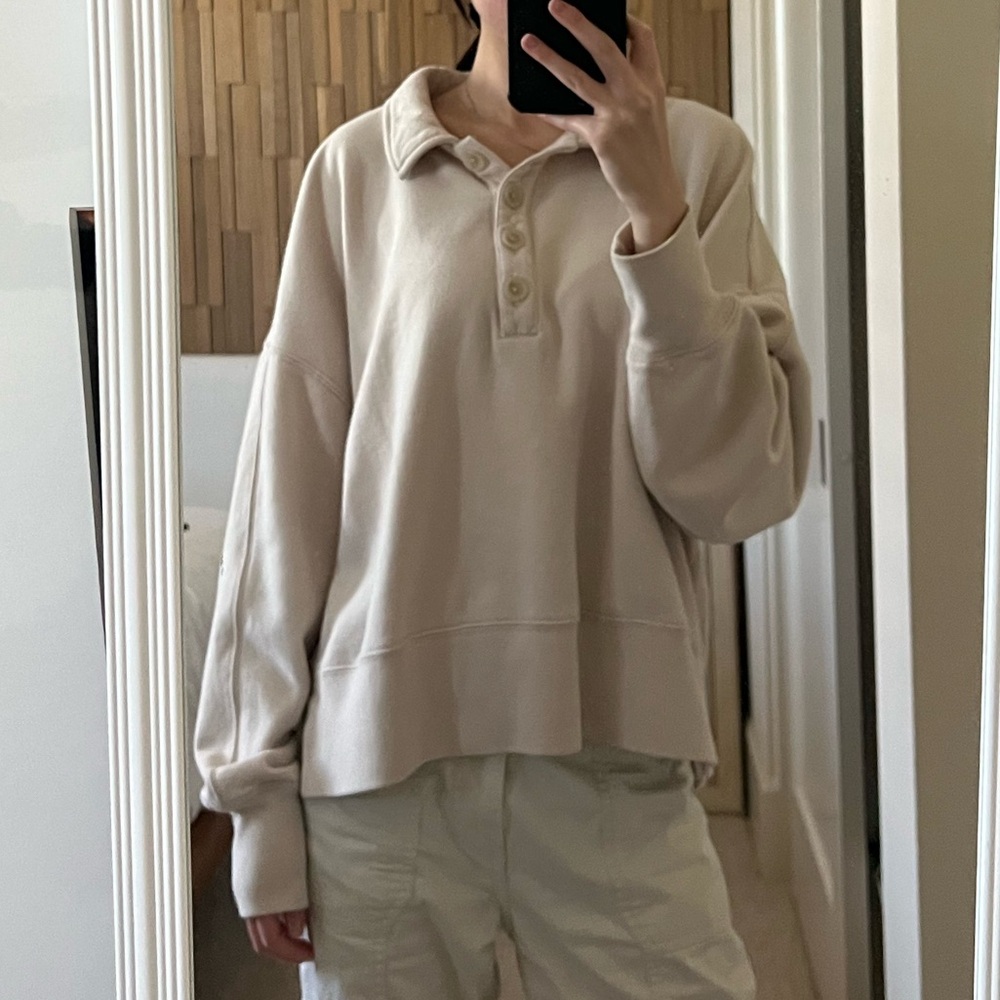 ABERCROMBIE AND FITCH sweatshirt